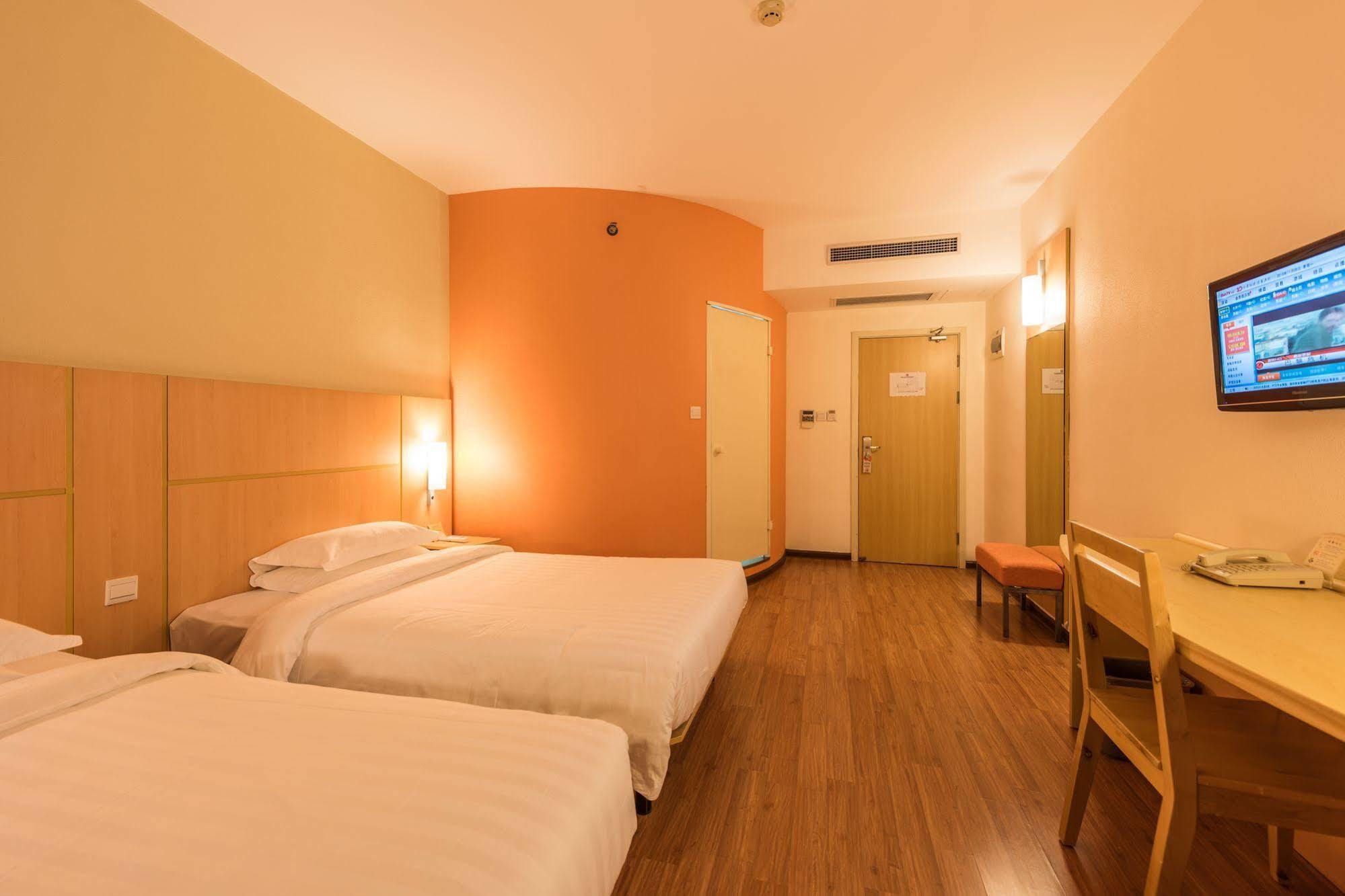 Ibis Shanghai Xujiahui Extérieur photo